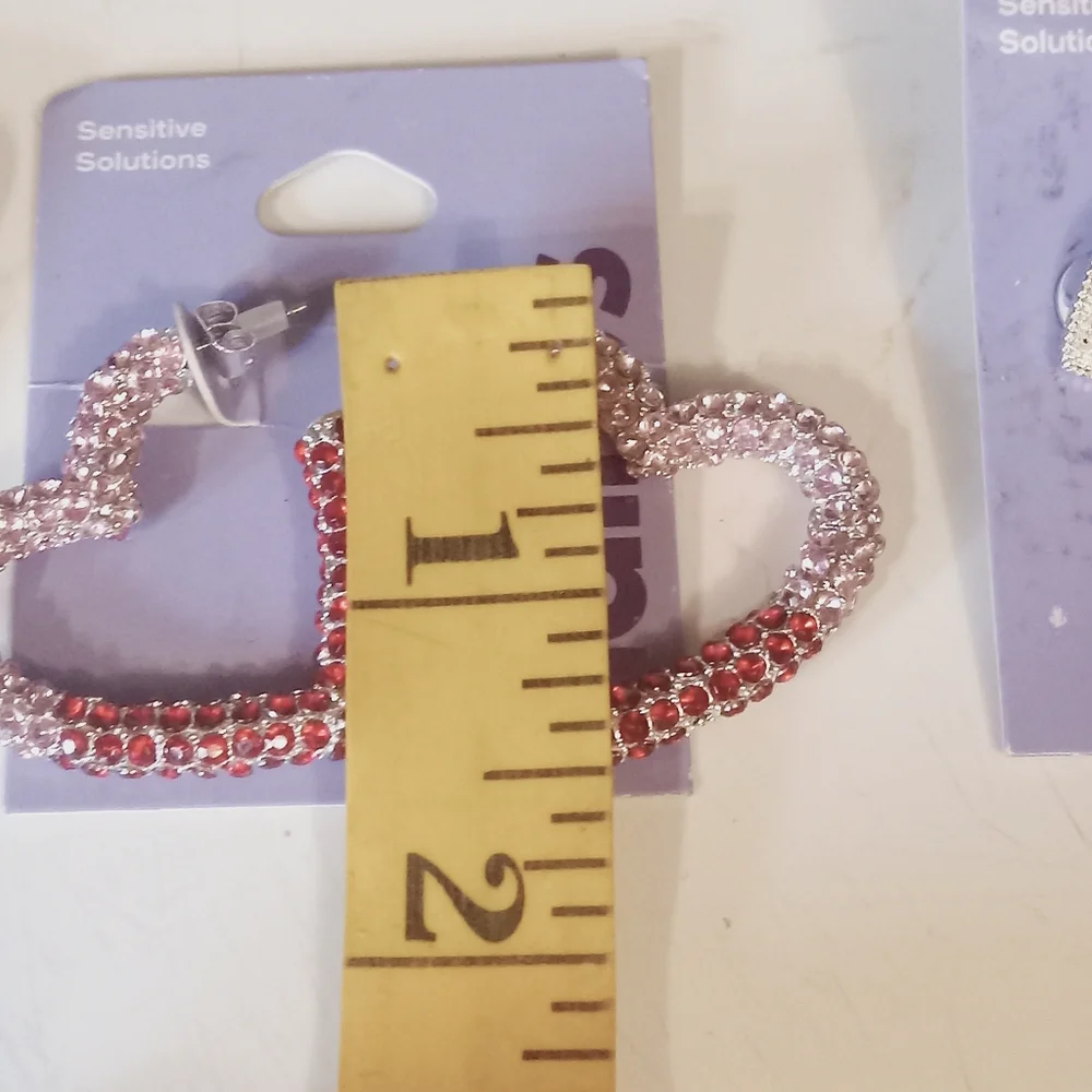 Lot Of 3 Claires Pierced Earrings Sensitive Solutions Silvertone Hearts & Studs